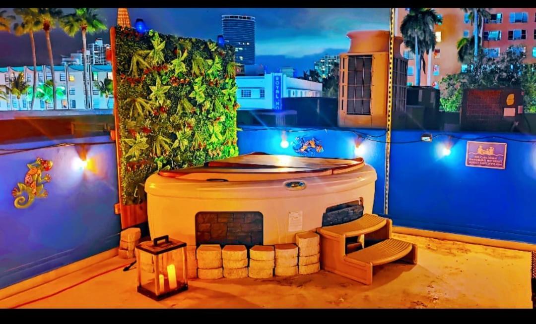 2Bedroom 2Bath Loft Exclusive Rooftop&Jacuzzi,1Block From Beach Майами-Бич Экстерьер фото